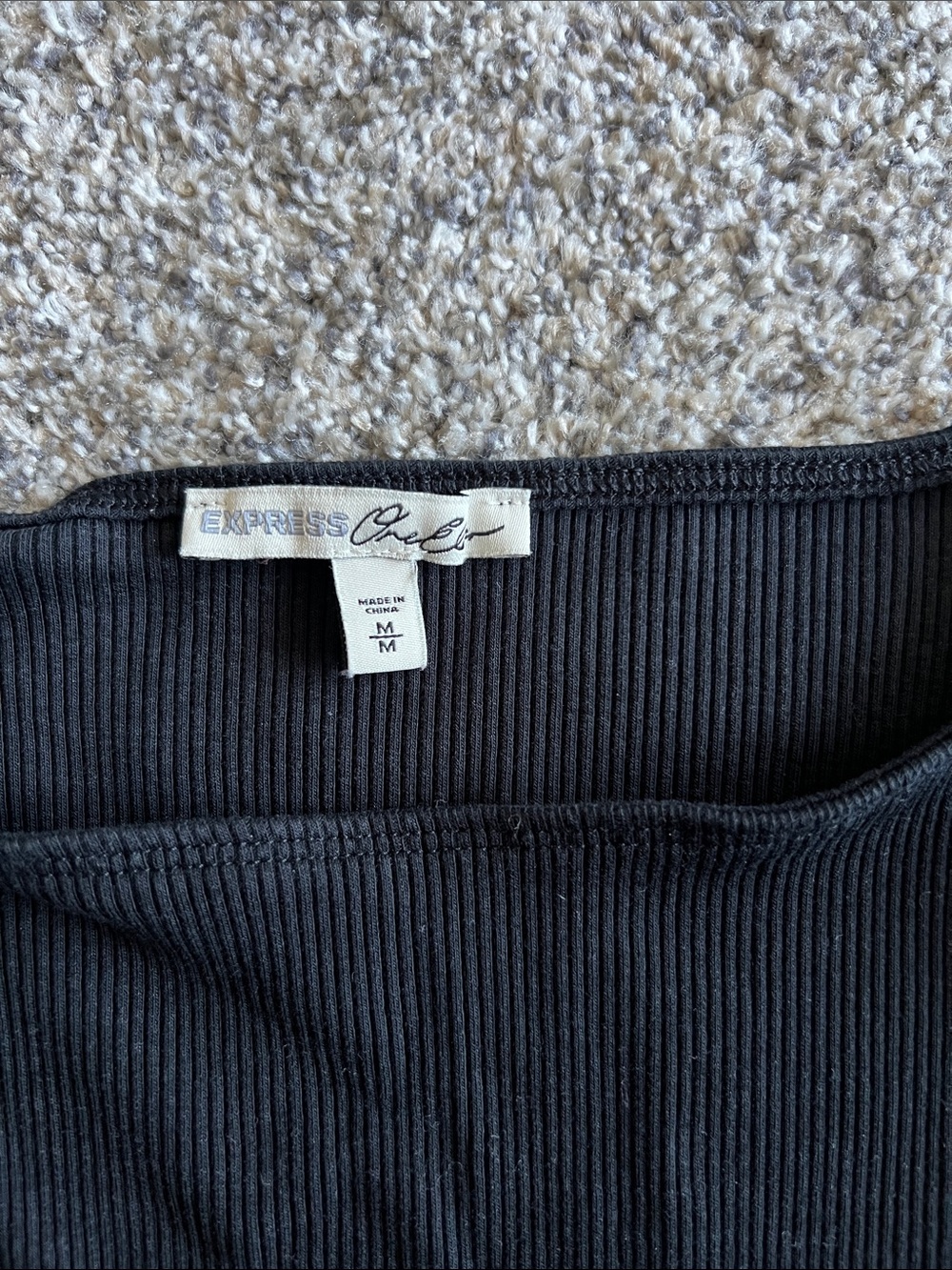 Express | Ribbed Elbow Sleeve Top - Picture 2 of 3